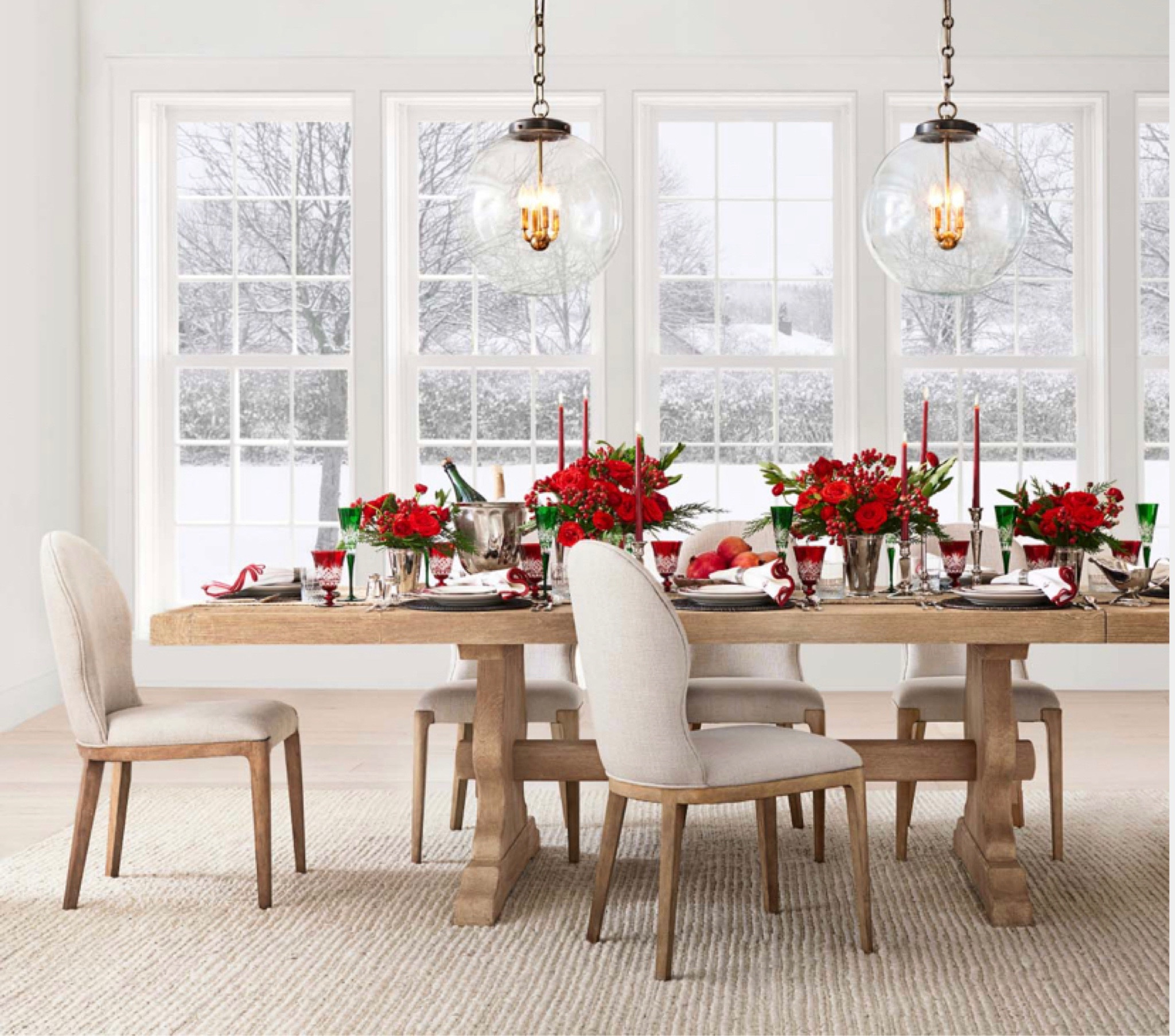 Holiday dining room finds

Holiday party

#LTKHoliday #LTKSeasonal #LTKhome