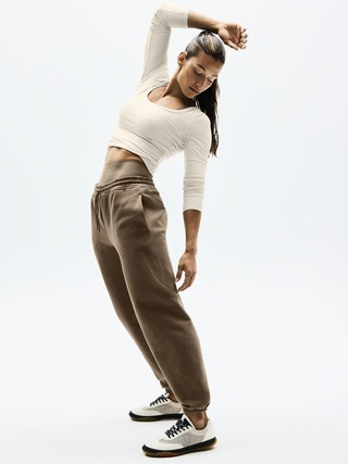 Easy Fleece Mid Rise Jogger | Athleta