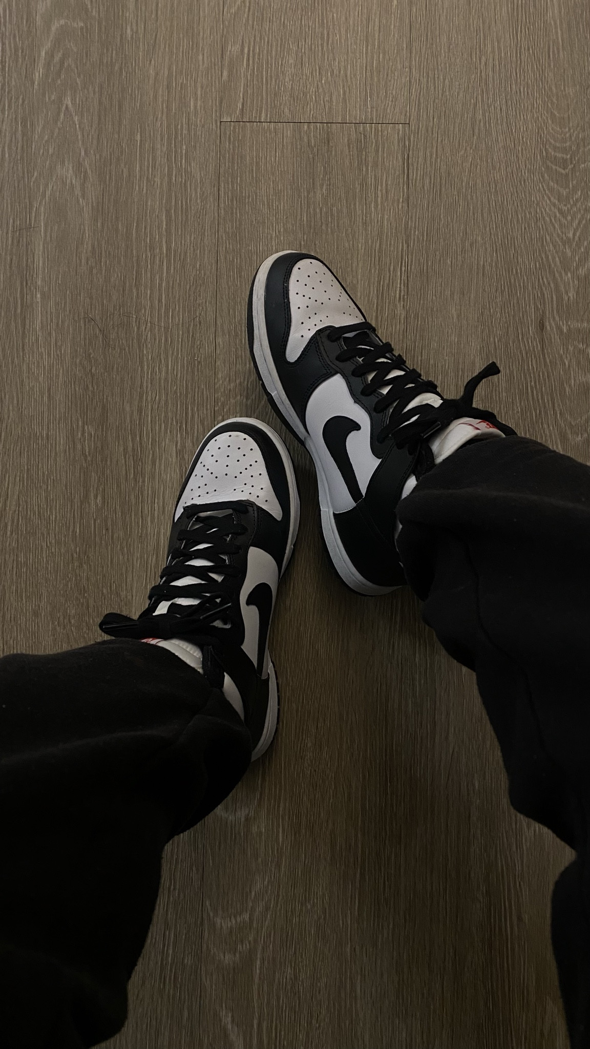 The PERFECT everyday sneakers, they literally go with EVERYTHING 🖤. 

#LTKMostLoved #LTKshoecrush #LTKstyletip