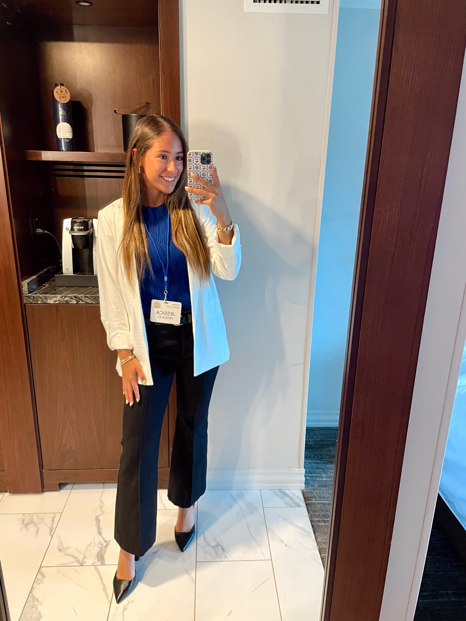 Women’s workwear. White blazer. Professional clothes. Women’s professional outfit. Business casual. Business professional 💙


#LTKWorkwear #LTKTravel