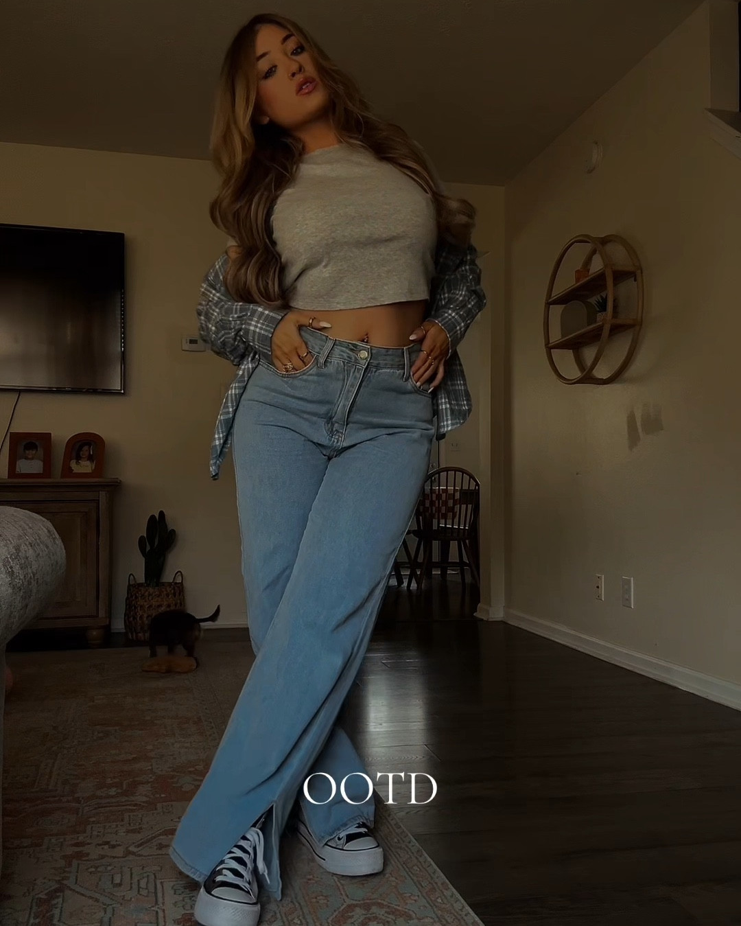 Casual outfit, converse shoes, gray tee shirt 

#LTKShoeCrush #LTKFindsUnder50 #LTKStyleTip