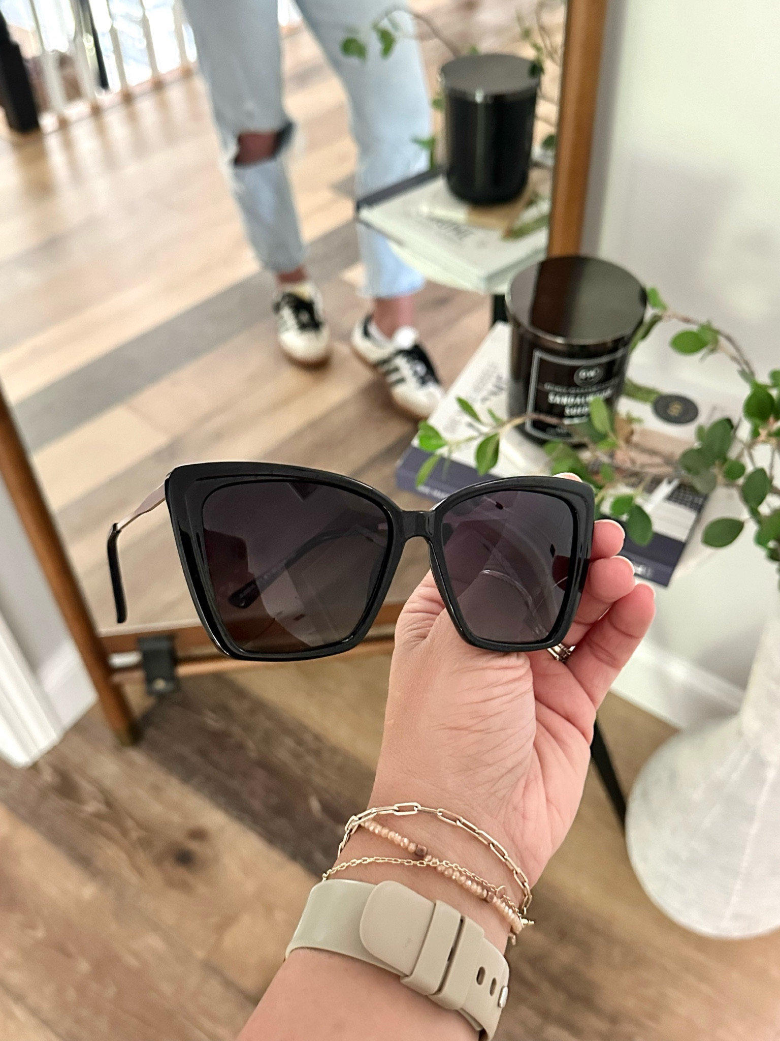 The cutest sunnies currently on sale for $12! 

#LTKSeasonal #LTKFindsUnder50 #LTKSaleAlert