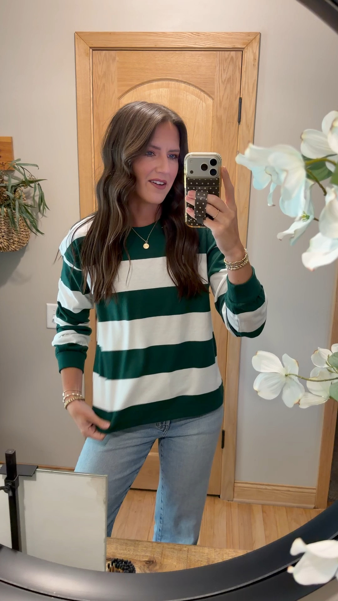 This 100% cotton top is so fantastic! I’m in a small.