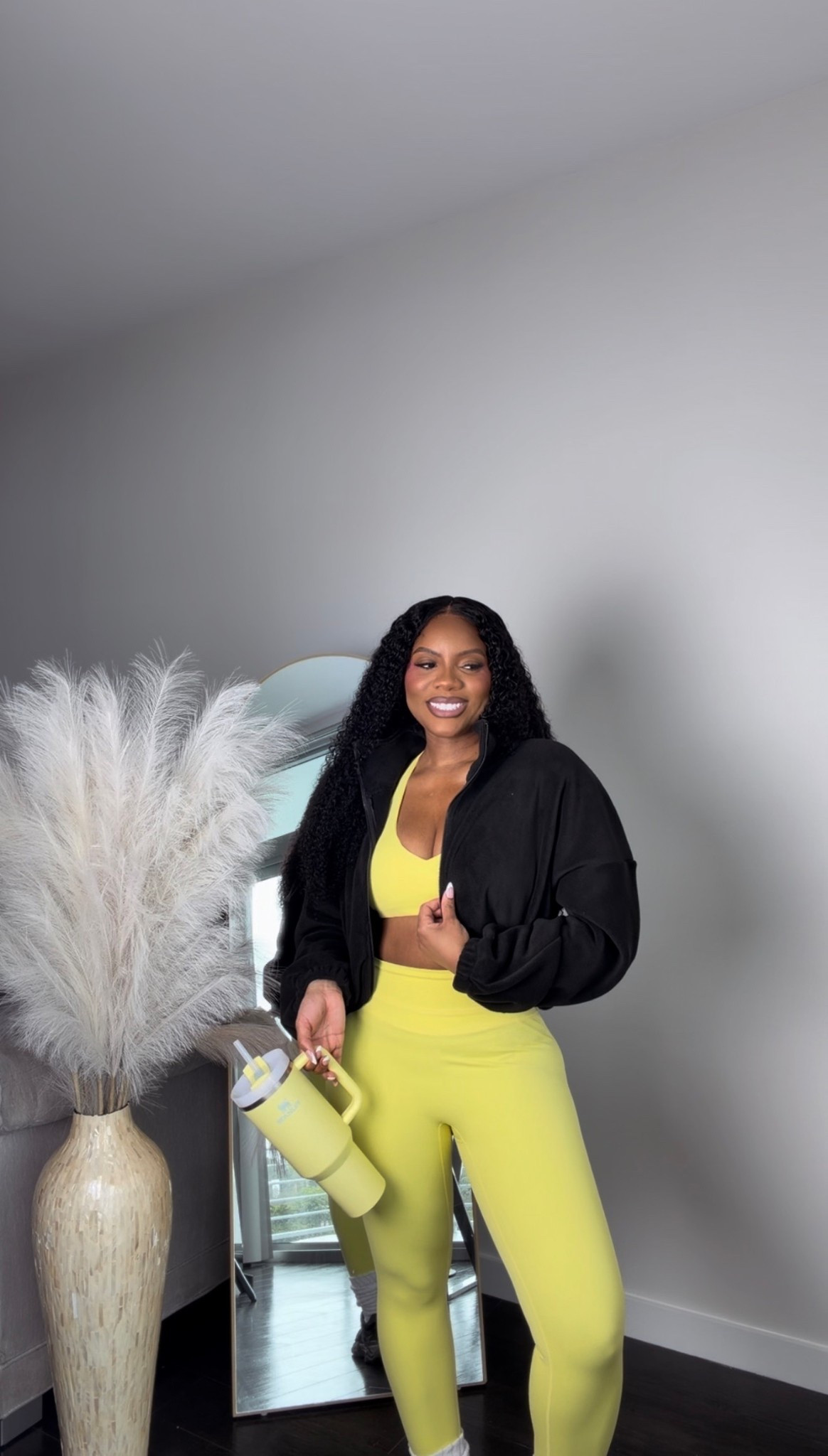 This yellow workout set and jacket is perfect for winter workouts 

#LTKMidsize #LTKfitnessgoals #LTKActive