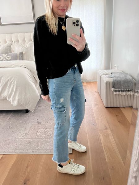 Loving these cargo jeans for a more relaxed look! Paired then with a classic black sweater and sneakers ❤️

#LTKover40 #LTKstyletip