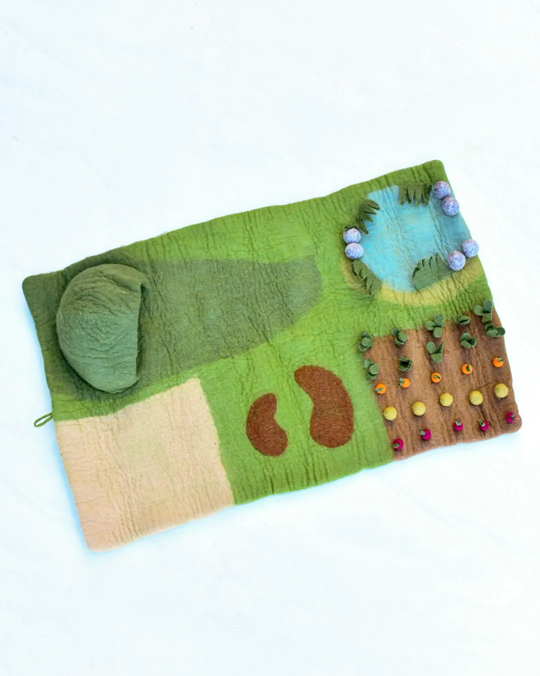 Large Farm Barnyard Felt Playmat, Wool Felt Playscape, Waldorf Steiner Inspired, Tara Treasures F... | Etsy (US)