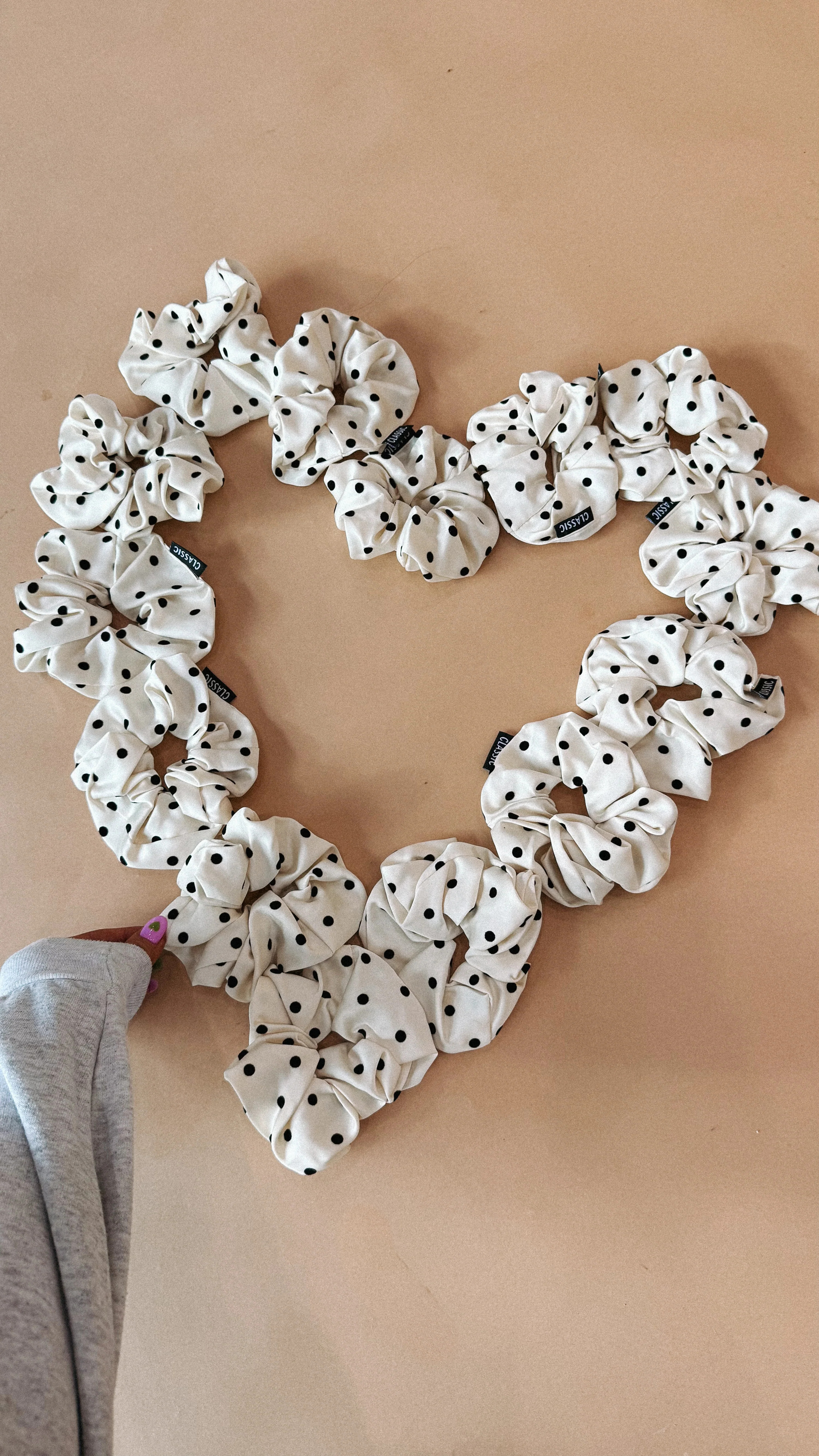 polka dot satin hair tie | Etta+East