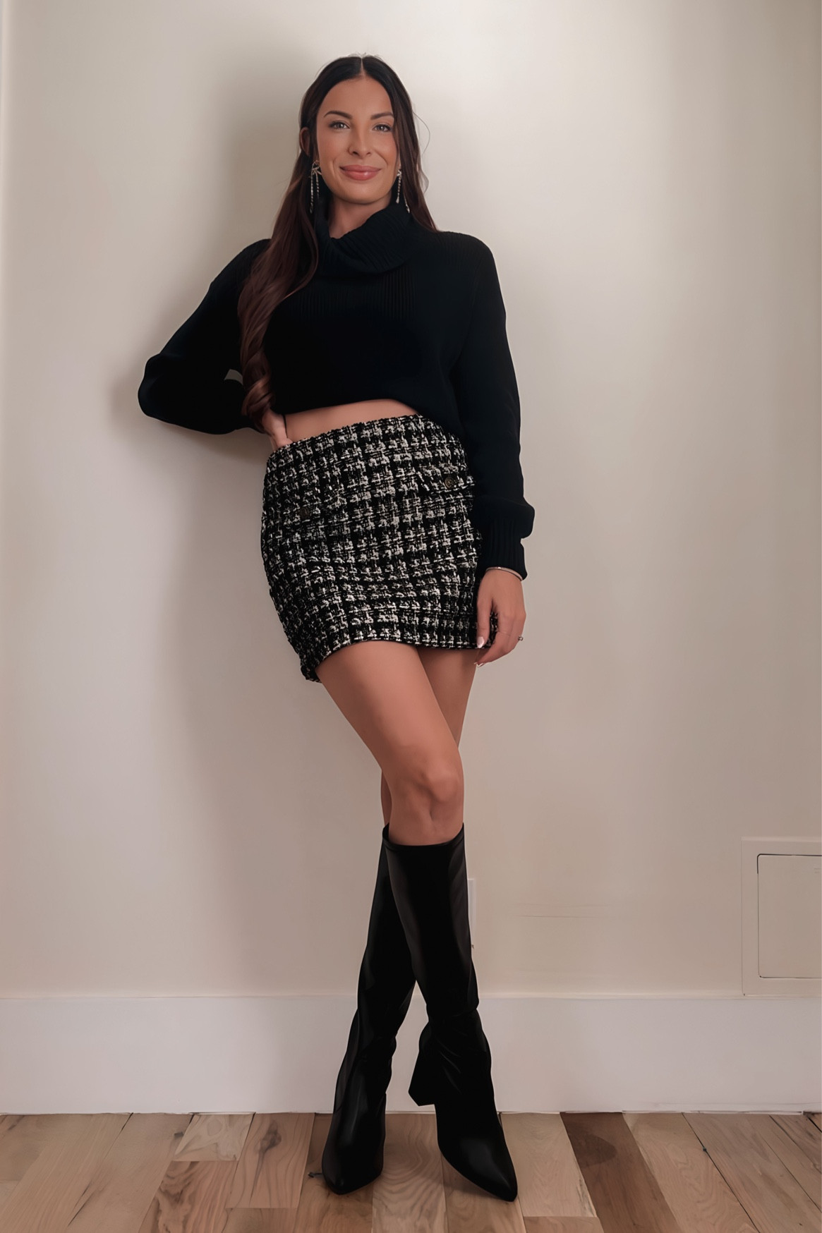 Wearing size medium in this tweed skirt!

My knee high boots are Franco Sarto and they are perfect for narrow calves! They also run tts. 

Knee high boots, tweed skirt, holiday outfit, neutral fashion, narrow calf boots

#LTKHolidaySale #LTKshoecrush #LTKHoliday