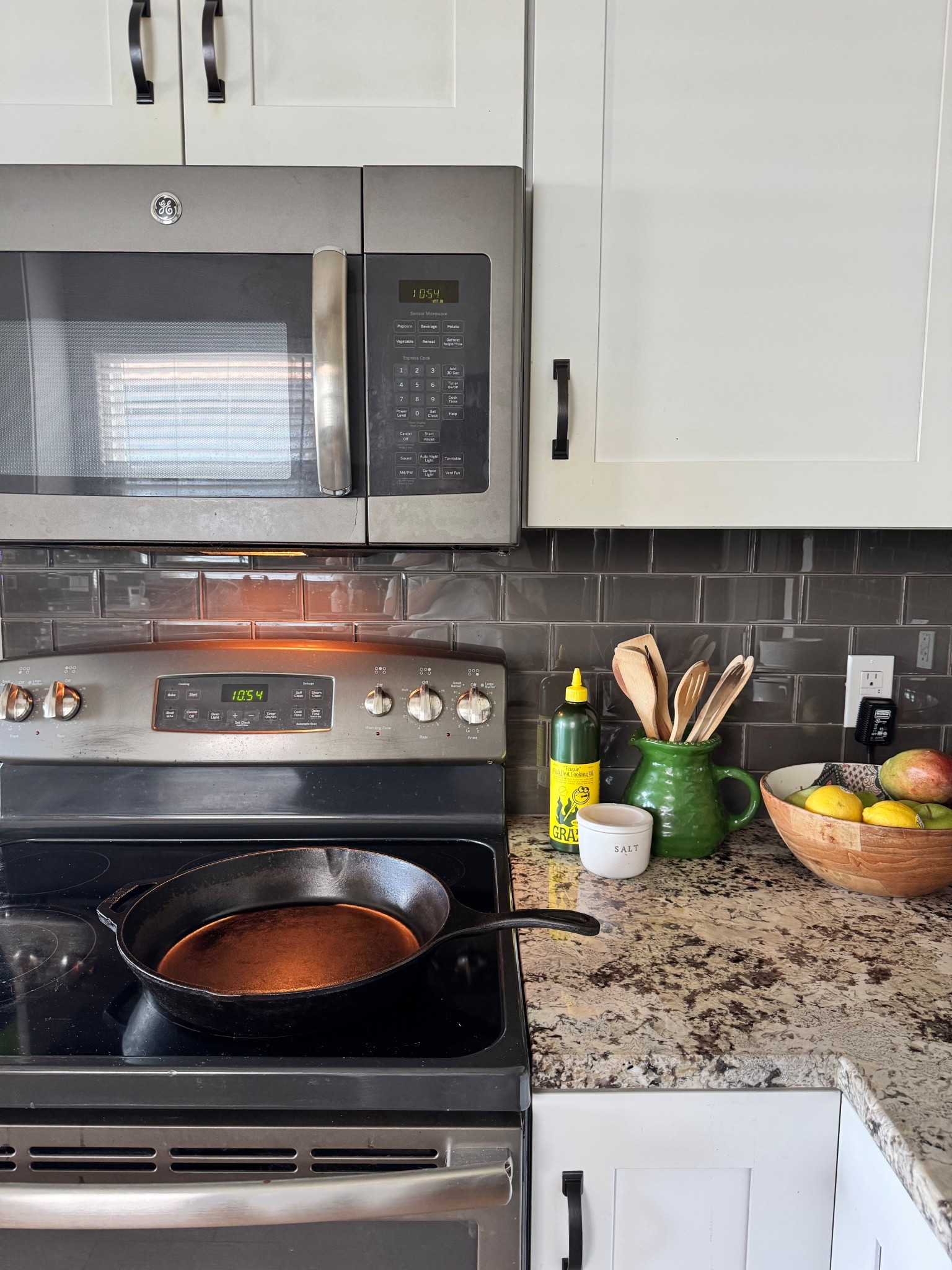 Hands down, best thing I ever did in the kitchen was get rid of all my other pans and switch them out for one cast iron pan. I just it every day for everything I cook and it makes life and cooking so much easier and more enjoyable!

A great gift for any home cook on your list!! 

#LTKHome #LTKfoodie