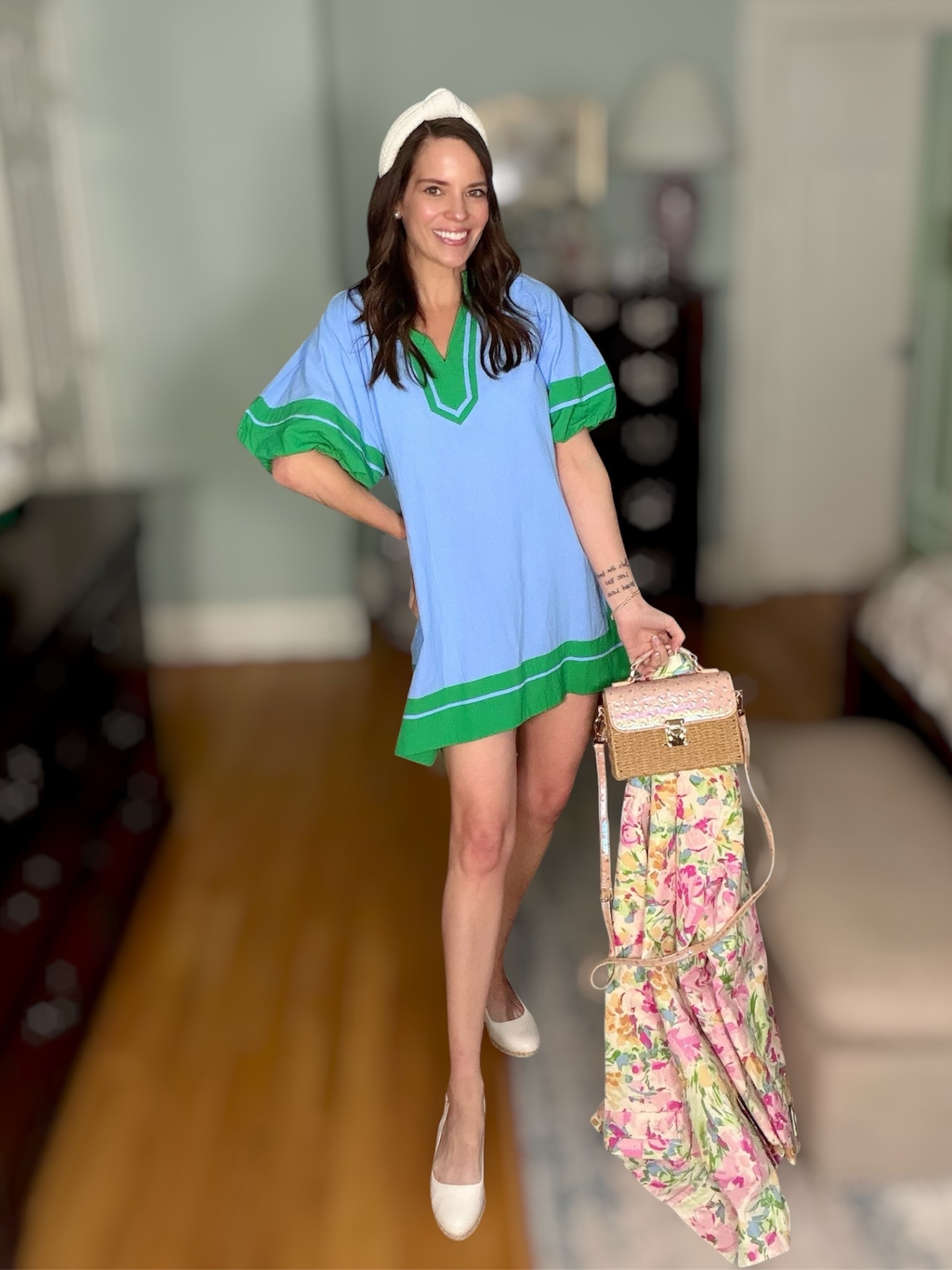 Blue & Green Color Block Dress Outfit 🌴 Preppy Summer Look with Espadrilles & Straw Bag


The cutest preppy summer outfit 💙💚 This blue and green color block dress is lightweight, breezy, and perfect for warm weather days—whether you’re heading to brunch, vacation, or a casual summer outing ☀️

I styled it with classic espadrille wedges (so flattering and easy to walk in!), a chic straw top handle bag, and a feminine headband for that polished coastal vibe 🤍 The pearl studs add a timeless touch to finish the look ✨

Everything is affordable and easy to mix and match all season long—these are the kind of staples you’ll reach for on repeat 🙌

blue green dress, preppy summer outfit, coastal style outfit, espadrille wedges outfit, straw bag outfit, Amazon fashion finds, affordable summer dress, casual chic outfit, vacation outfit idea, feminine summer style

#LTKootd #LTKOver40 #LTKPetite