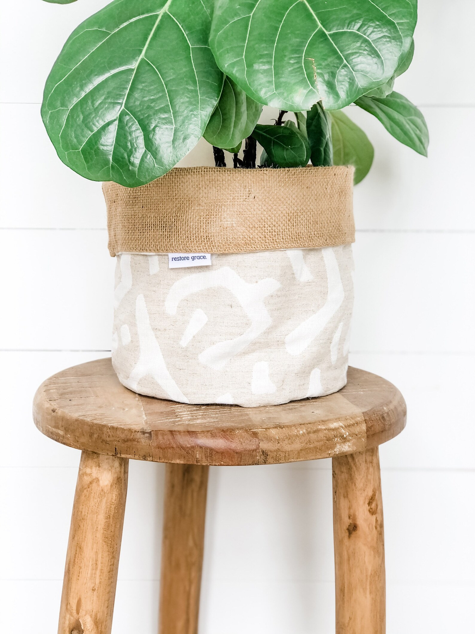 Pot Plant Cover - Sea Salt Reversible Hessian | Etsy (AU)