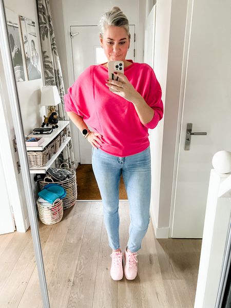 Outfits of the week 

Have not left the house today. Done nothing but cleaning and relaxing, sleeping in, reading the newspaper and taking care of our sick, old cat. 

Wearing a lightweight, pink batwing sleeve sweater, paired with comfy blue jeans and the J. Goldcrown x Skechers pink heart sneakers. 



#LTKeurope #LTKcurves #LTKhome