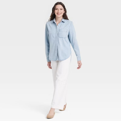 Women's Relaxed Fit Denim Button-Down Shirt - Universal Thread™ Light Wash L | Target
