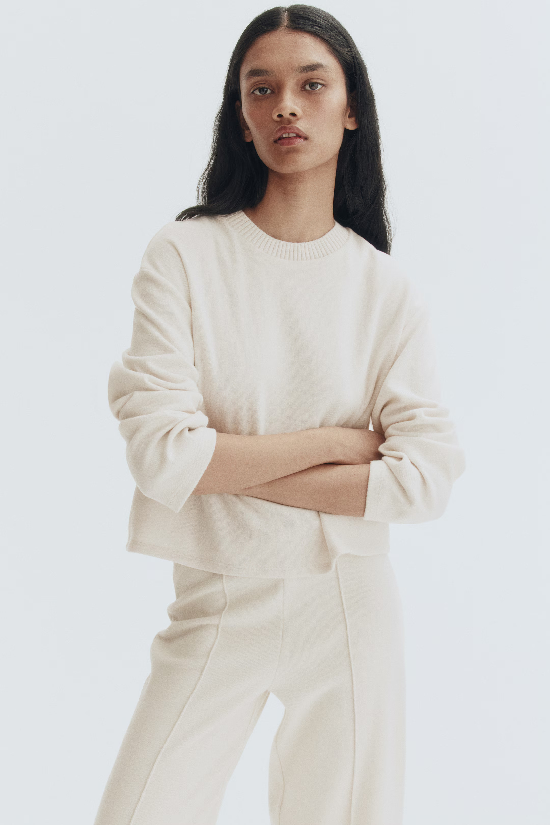 Oversized sweatshirt | H&M (UK, MY, IN, SG, PH, TW, HK)