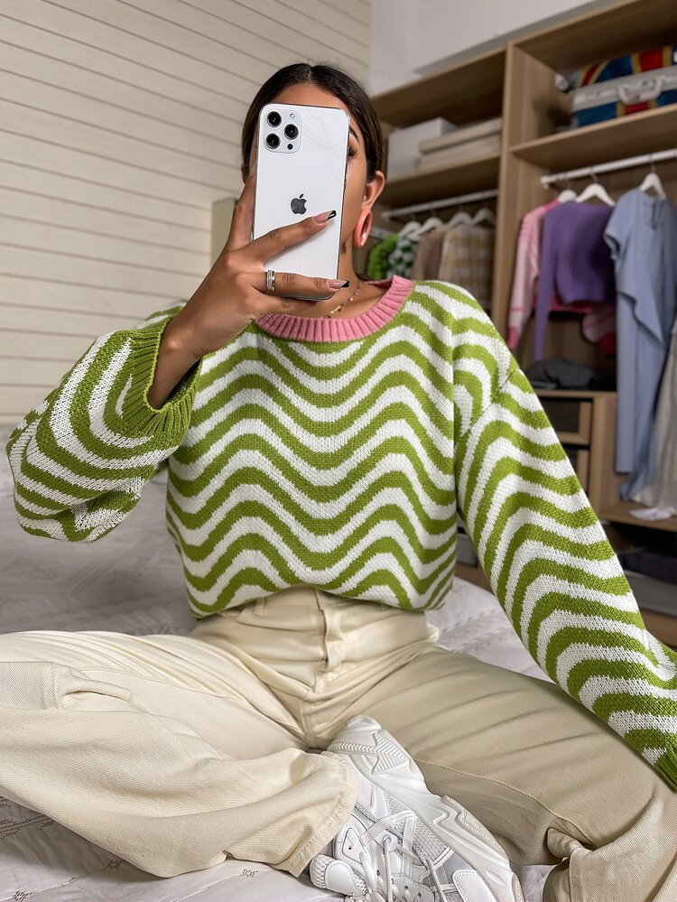 Chevron Striped Contrast Binding Jumper | SHEIN