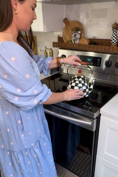 Favorite checkered tea kettle plus the cutest Amazon dress for spring

#LTKsalealert #LTKhome #LTKfindsunder100