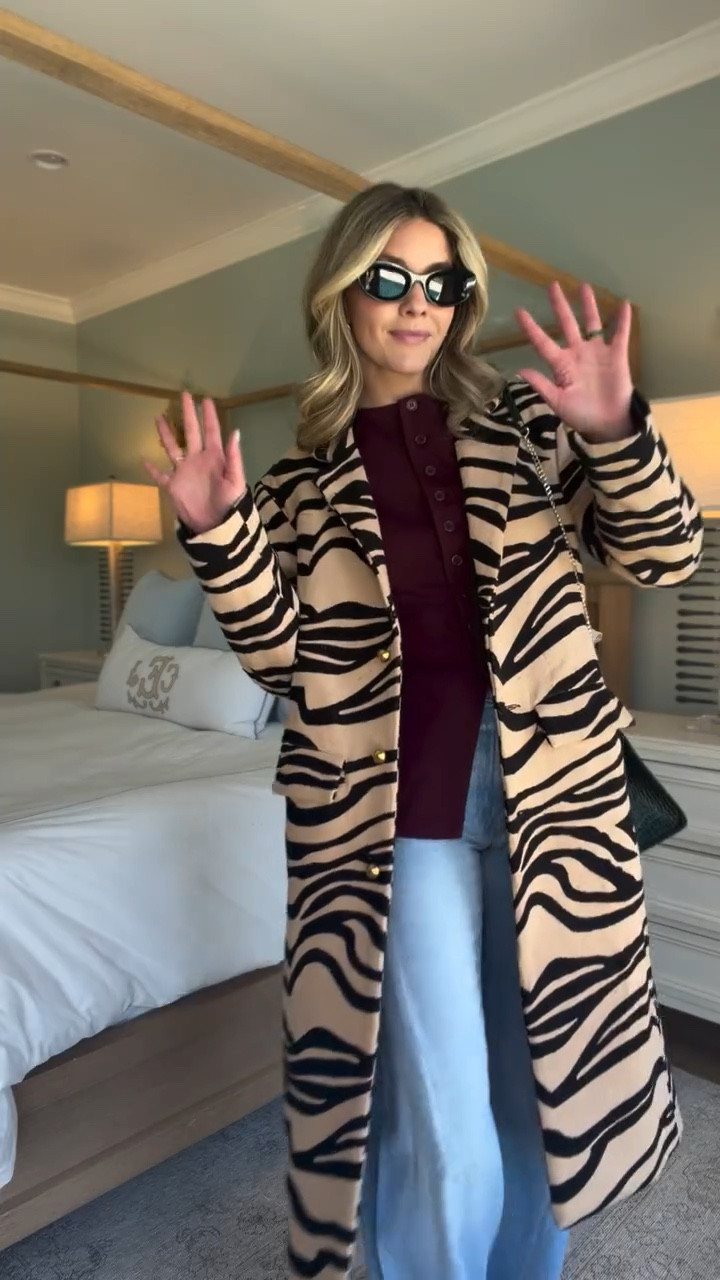 this viral top y’all have been loving… I officially need it in every color. so flattering & so versatile! jeans are also a favorite. Comment SHOP for links to the full outfit details. would also be so perfect for Valentine’s Day!

Little styling tip: if you’re ever stuck on what to wear or which colors to mix, let a fabric do the work for you. I pulled the color palette straight from the lining of my jacket and built the look from there ✨ 



#LTKdayinmylife #LTKgrwm #LTKootd