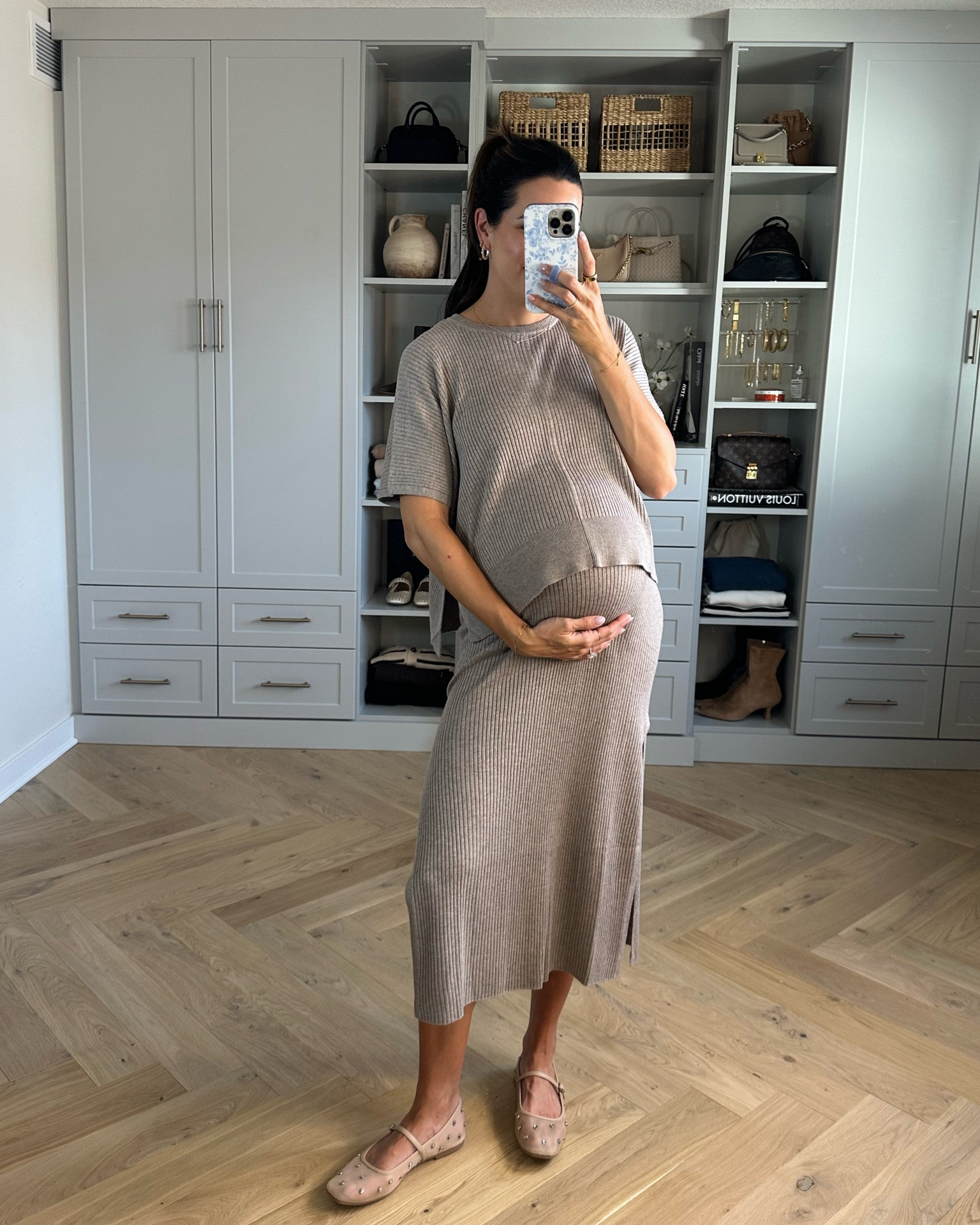 40% off this matching sweater top + skirt today!! Code VIPFRIEND 

Wearing my true size S in both 

#LTKSaleAlert #LTKFindsUnder100 #LTKBump