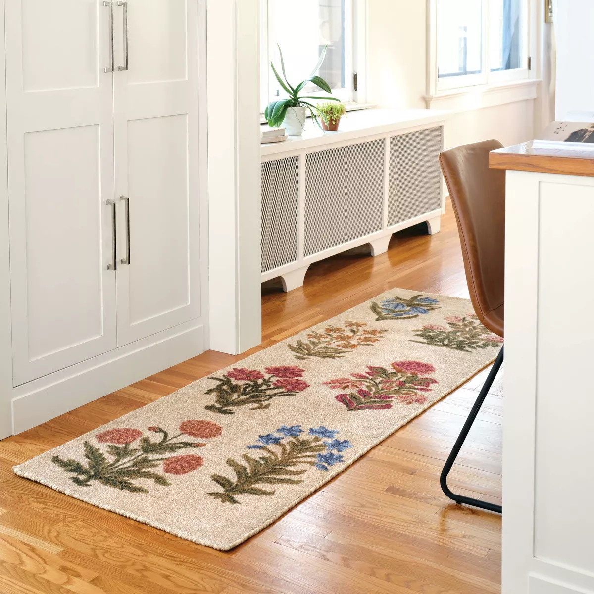 2'4"x7' Block Floral Handtufted Runner Rug - Threshold™ | Target