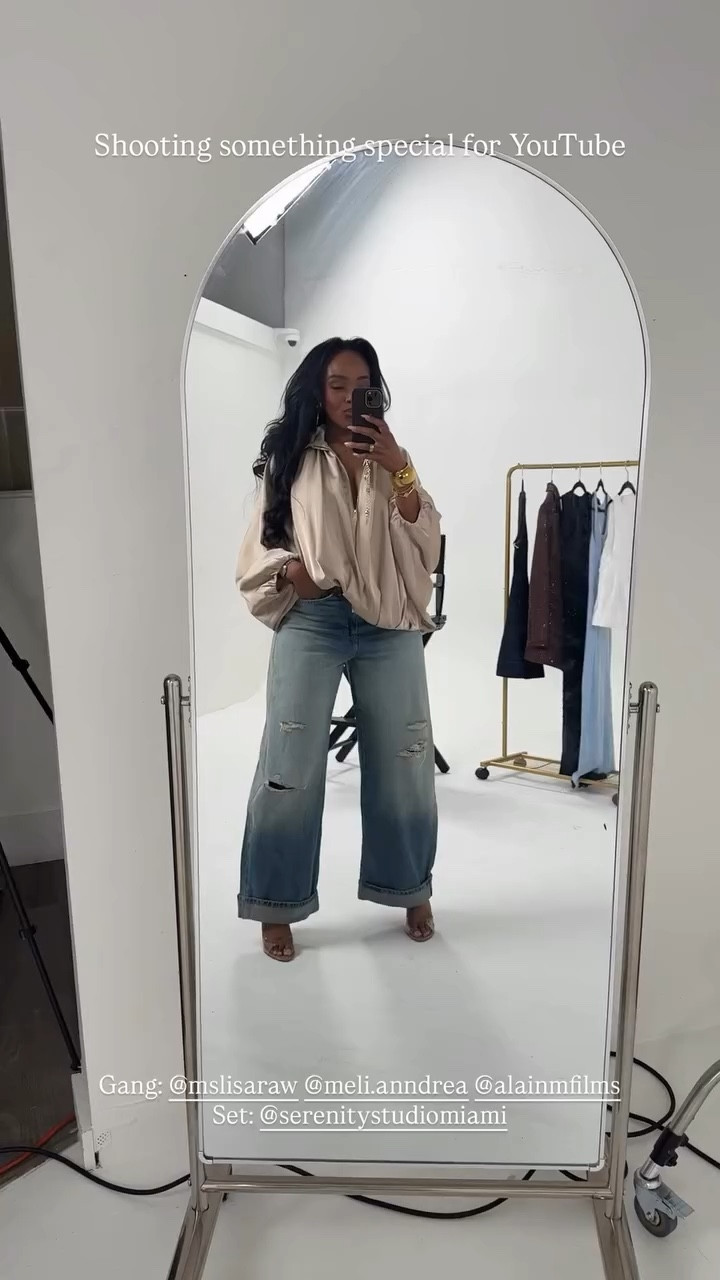 
Small jacket
28 denim

Shooting something special for YouTube  Gang: @mslisaraw @meli.anndrea @alainmfilms 
Set: @serenitystudiomiami

#LTKPetite #LTKSpringSale