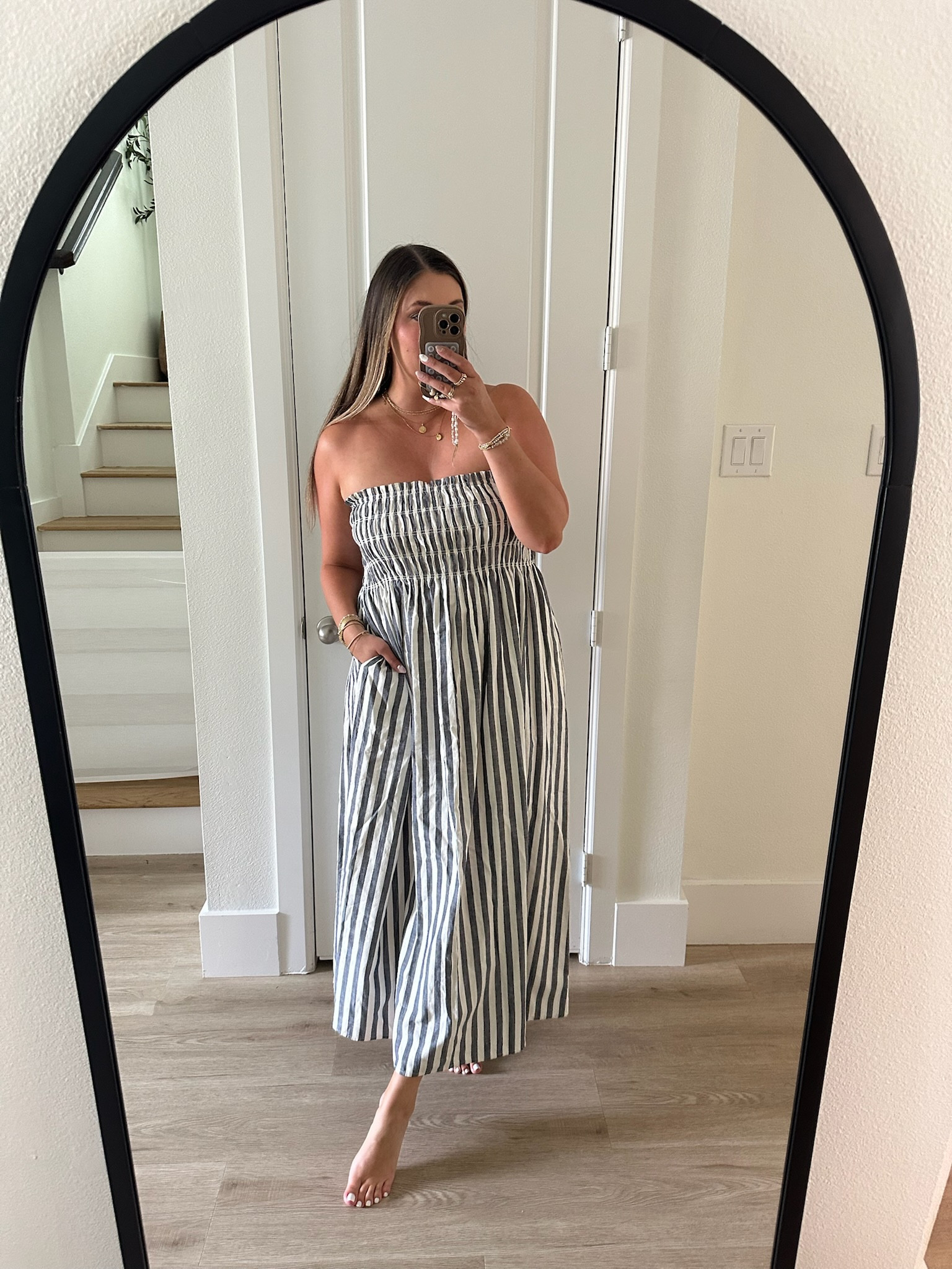 Another cute and casual 4th of July outfit inspo! So cute for a vacation and you can easily wear it as a swim coverup! 

#LTKTravel #LTKStyleTip #LTKSeasonal