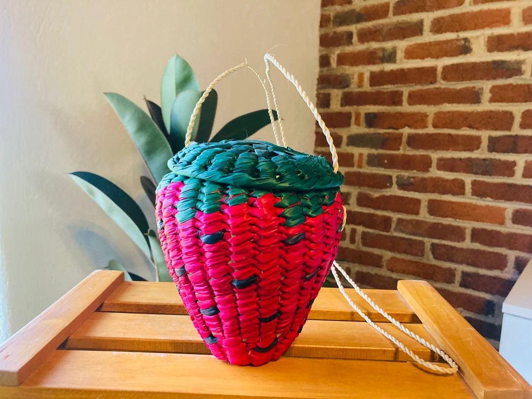 Strawberry-mexican Woven Palm Bag, Pig Wicker Bag, Mexican Handycraft Bag, - Etsy | Etsy (US)