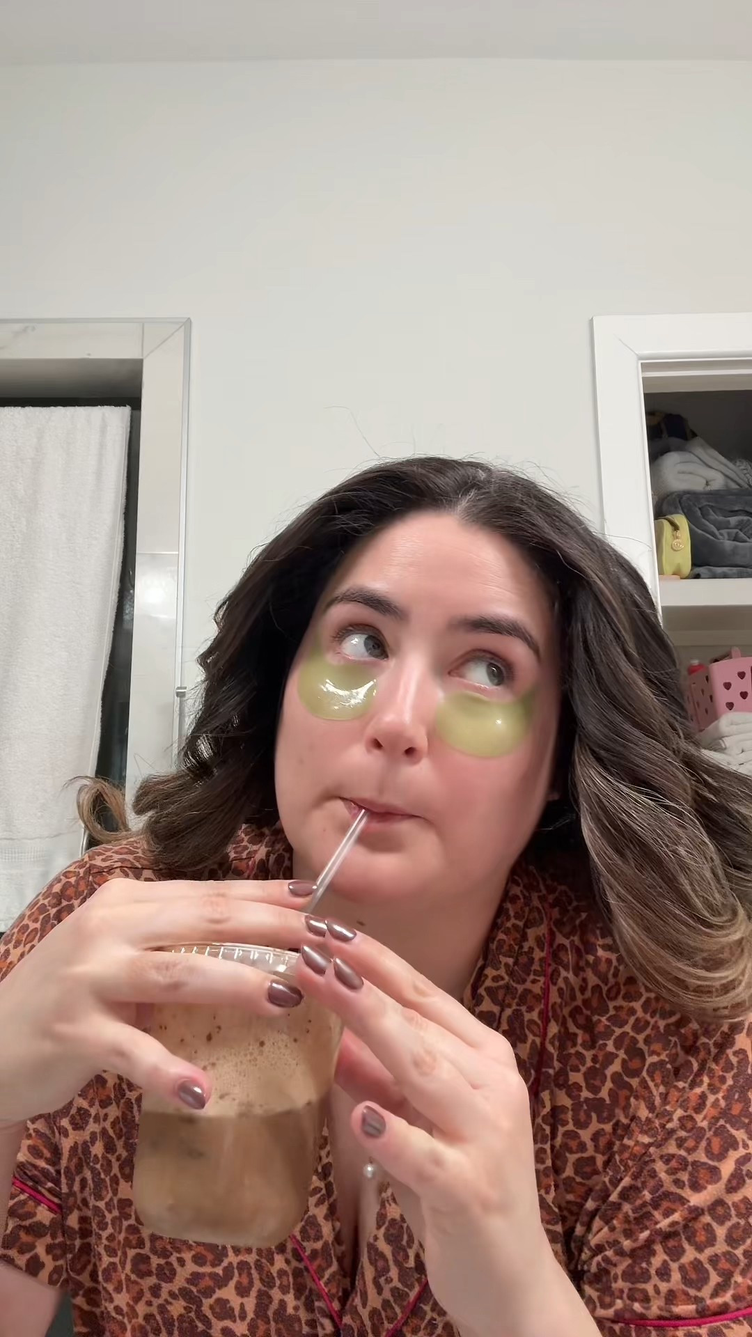 Chatty GRW about my toxic trait as a full time working mom and content creator ® it took me more than 15 minutes to post this, but hey- it got done! #workingmom #contentcreator #worklifebalance #postthecontent #chattygrwm @Pixi Beauty @IT Cosmetics @e.l.f. Cosmetics @tarte cosmetics @Sephora Collection @Maybelline NY @COVERGIRL @Laura Mercier

#LTKSeasonal #LTKStyleTip #LTKBeauty