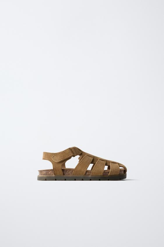 SANDALES STYLE PLAGE EN CUIR BAREFOOT | Zara FR