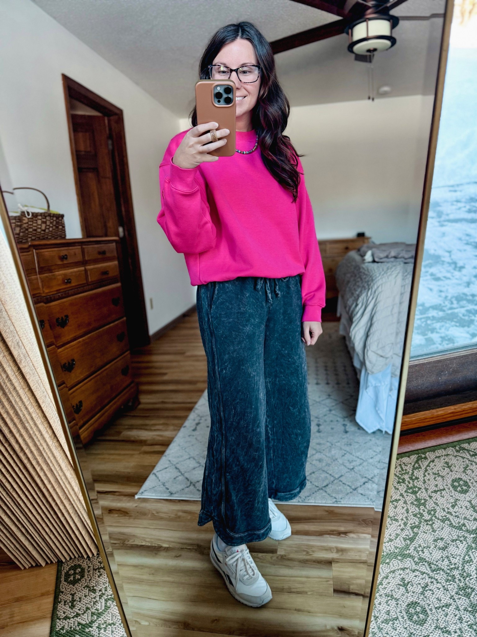 Wearing xs in my crewneck (selling out so I also linked similar), small in my pants (petite length), and 6.5 in my sneakers (also linked similar)💗

#LTKgrwm #LTKPetite #LTKootd