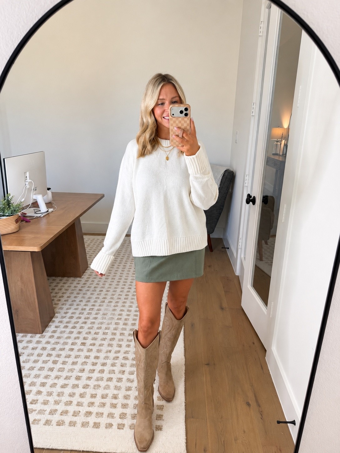 The perfect fall outfit! Size small in both 🤎 @abercrombie

#LTKootd