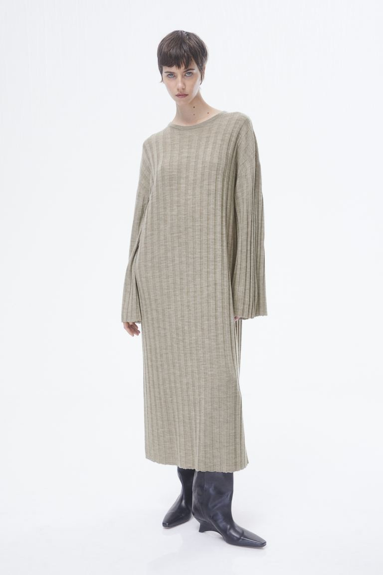 Rib-knit merino wool dress | H&M (UK, MY, IN, SG, PH, TW, HK)