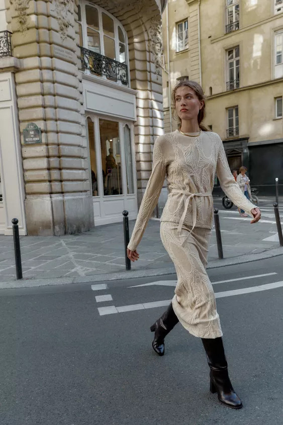 Round neck, long sleeve sweater. Adjustable self-fabric belt with ties. Jacquard fabric detail. S... | Zara US