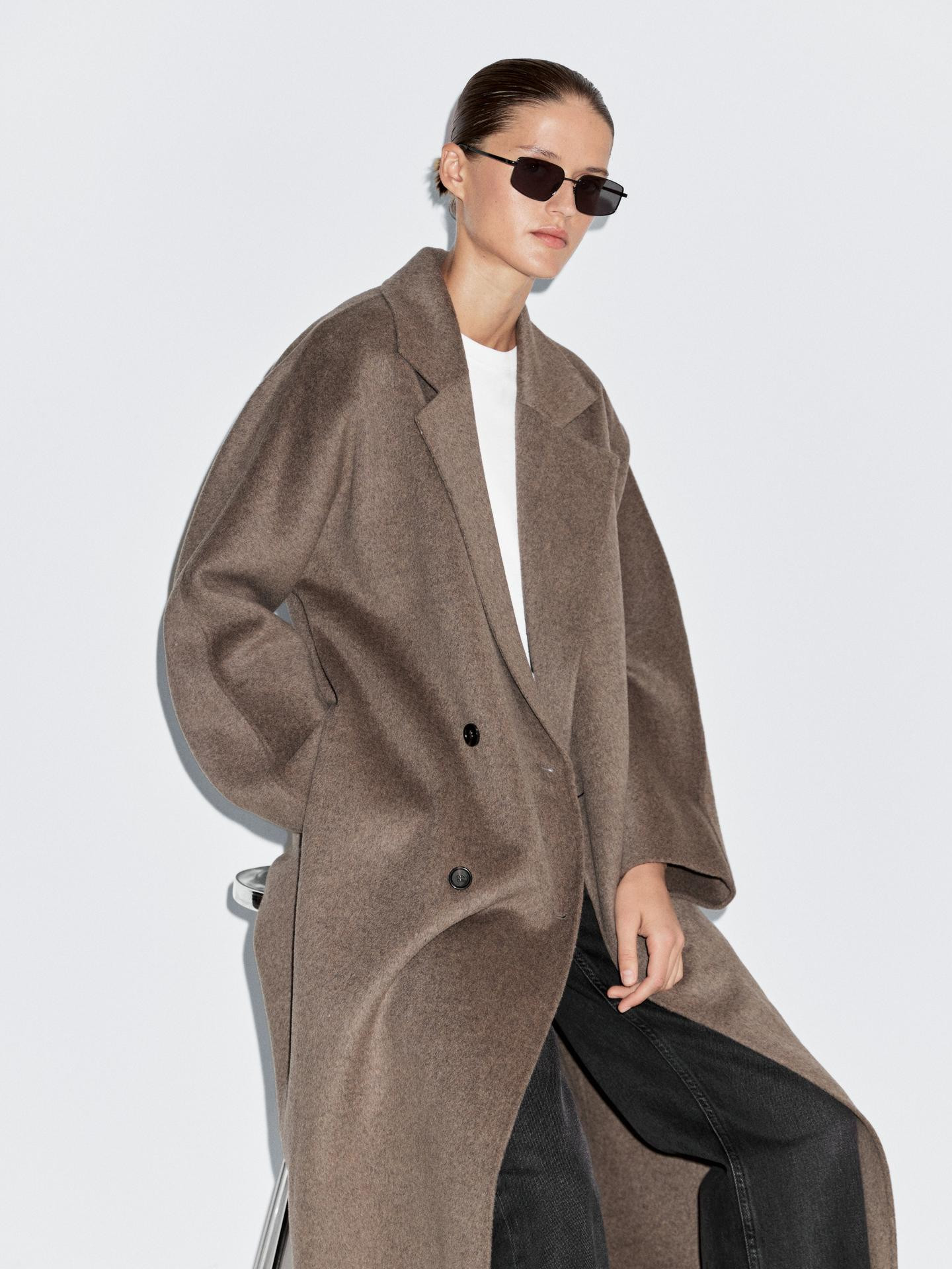 Long wool blend double-breasted coat | Massimo Dutti UK