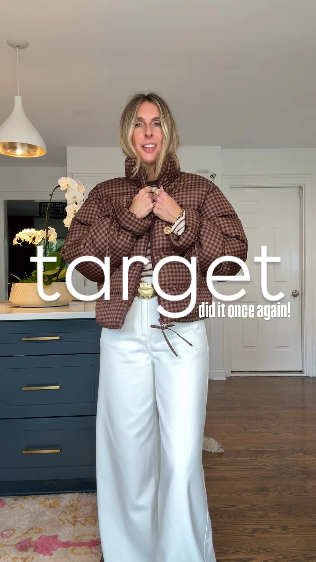 yep, target did it once again. a cliche i know…but also very true! 🎯 

these puffers are the coolest. love the bow details. lightweight but warm. 5 colors. insane price! 🙌

the puffer runs small imo. i’m wearing a medium in the checkered. a small in the green (it’s too small on me, i need the medium). and, a large in the black because i love the looser fit to wear over sweats. 


fall coat. puffer jacket. target style. target find. weekend jacket. 


#LTKActive #LTKFindsUnder50 #LTKSeasonal