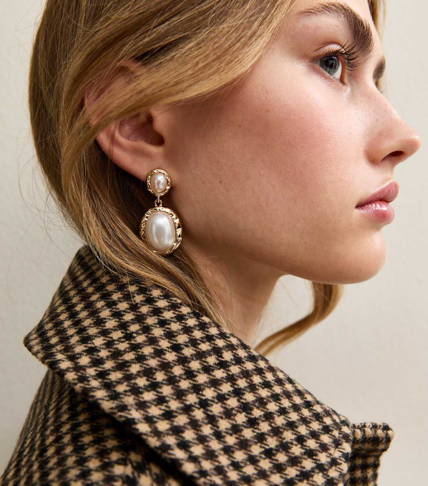 Gold Tone Vintage Look Oval Faux Pearl Drop Earrings | New Look | New Look (UK)