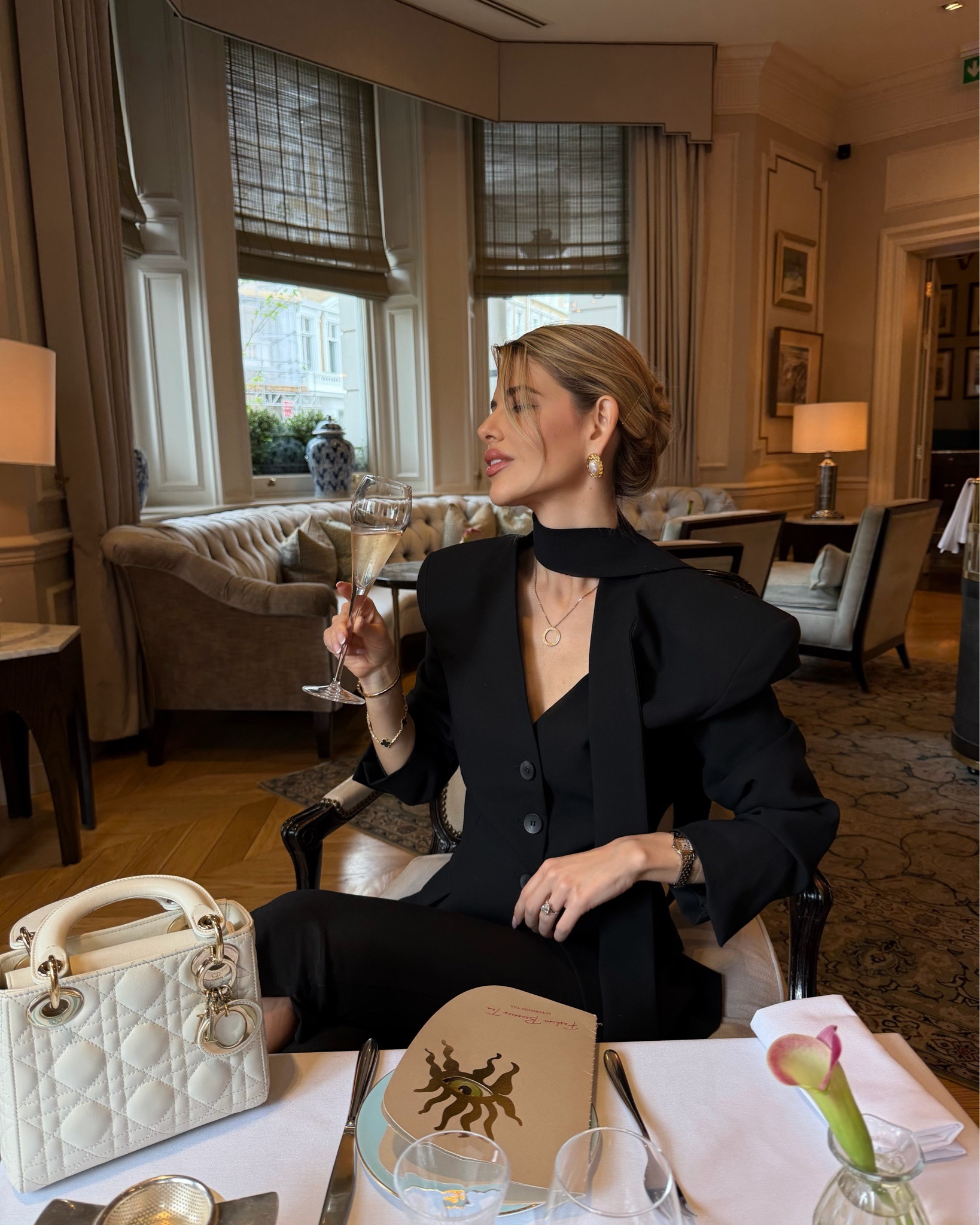 Structure and shape over colour 🖤


#LTKspring #LTKluxury #LTKdatenight