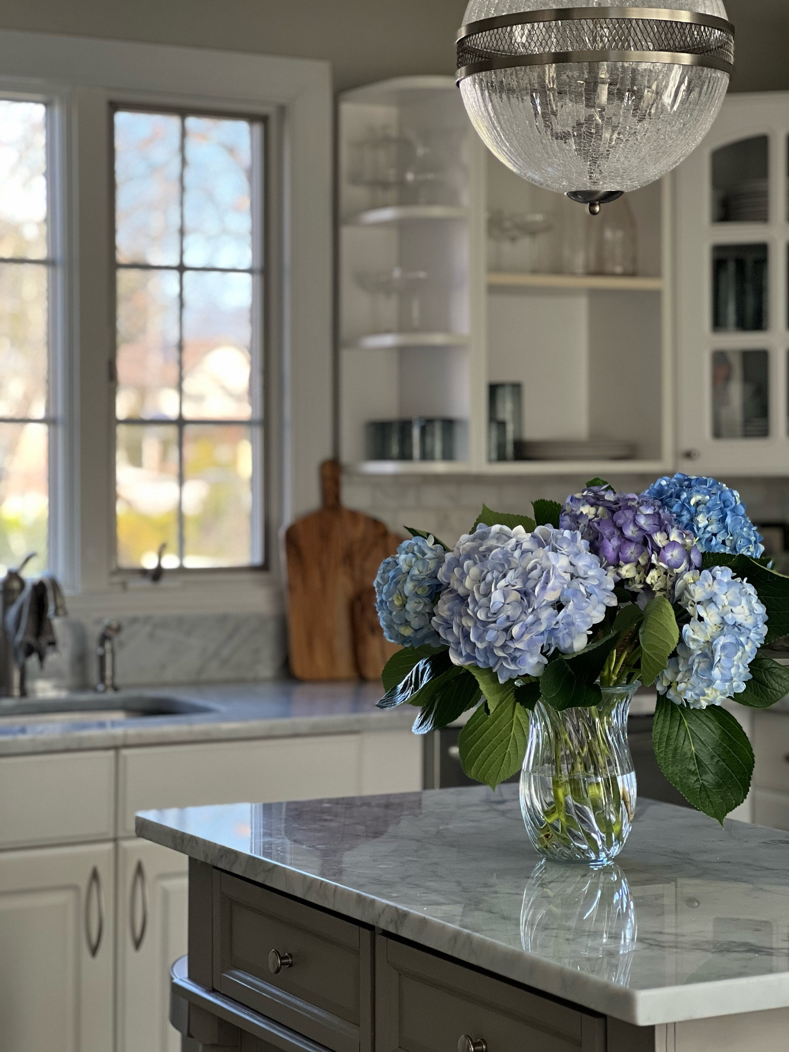 Round globe pendant light chandelier #lighting #pendantlighting #kitchenisland 

#LTKstyletip #LTKhome