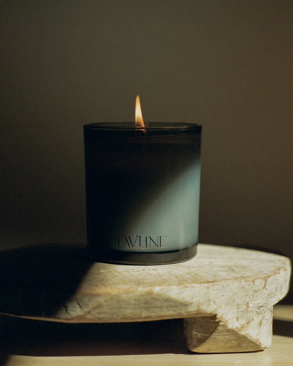 n˚04 ember candle

                      -

                      $48 | Cupcakes and Cashmere