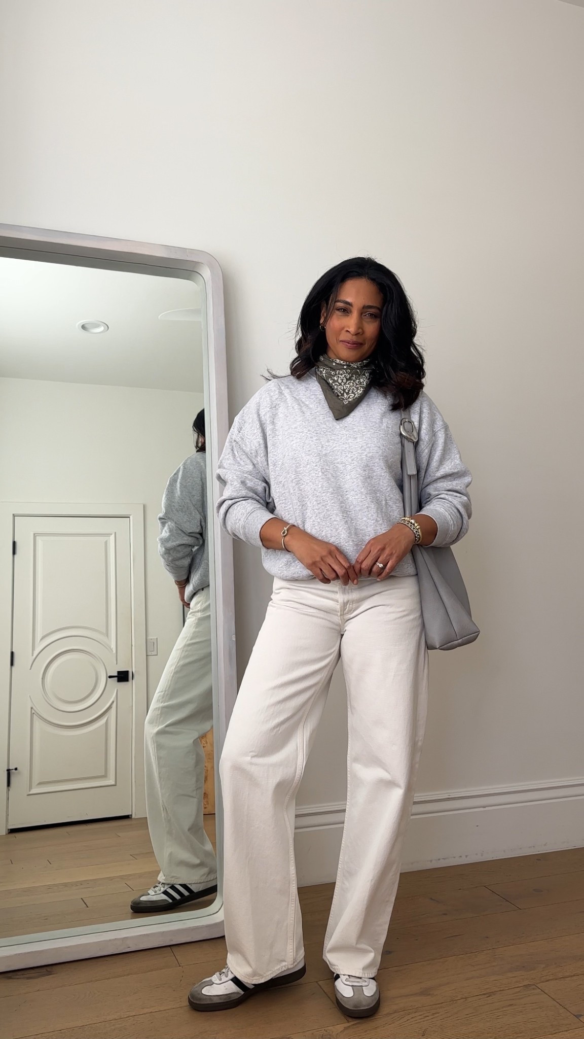 Add a simple scarf to update your basics! Bottoms and sneaks fit true to size.



#LTKootd #LTKOver40 #LTKTall