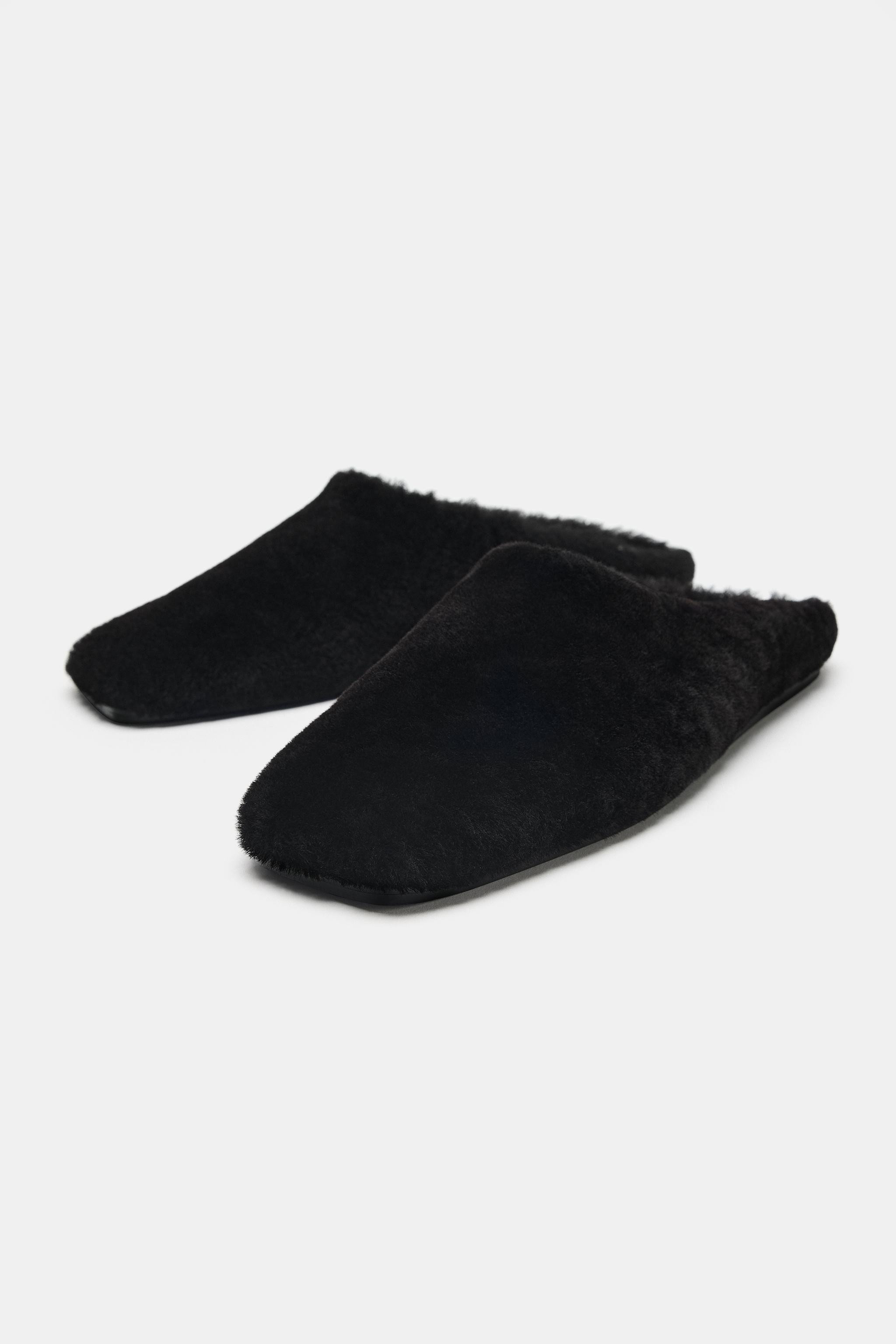 Leather flat slingback shoes. Sheepskin upper. Mule style. Square toe.Sole height: 1 cm / 0.4\u20... | Zara IT