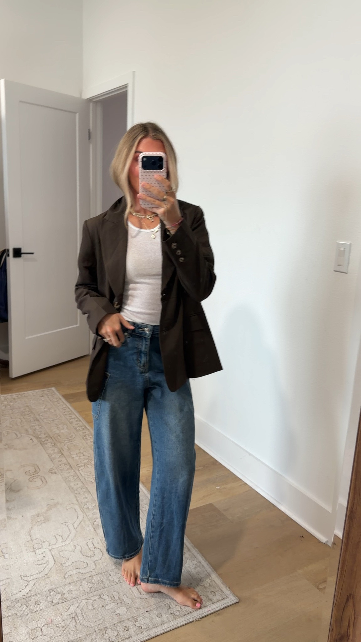 Amazon size small ZESICA Womens Fall Business Casual Lapel Blazers Suit Jackets
Lapel Open Front Blazer, Oversized Long Sleeve Jackets with Pockets, Work Office Outfits, 2026 Fashion Winter Clothes
