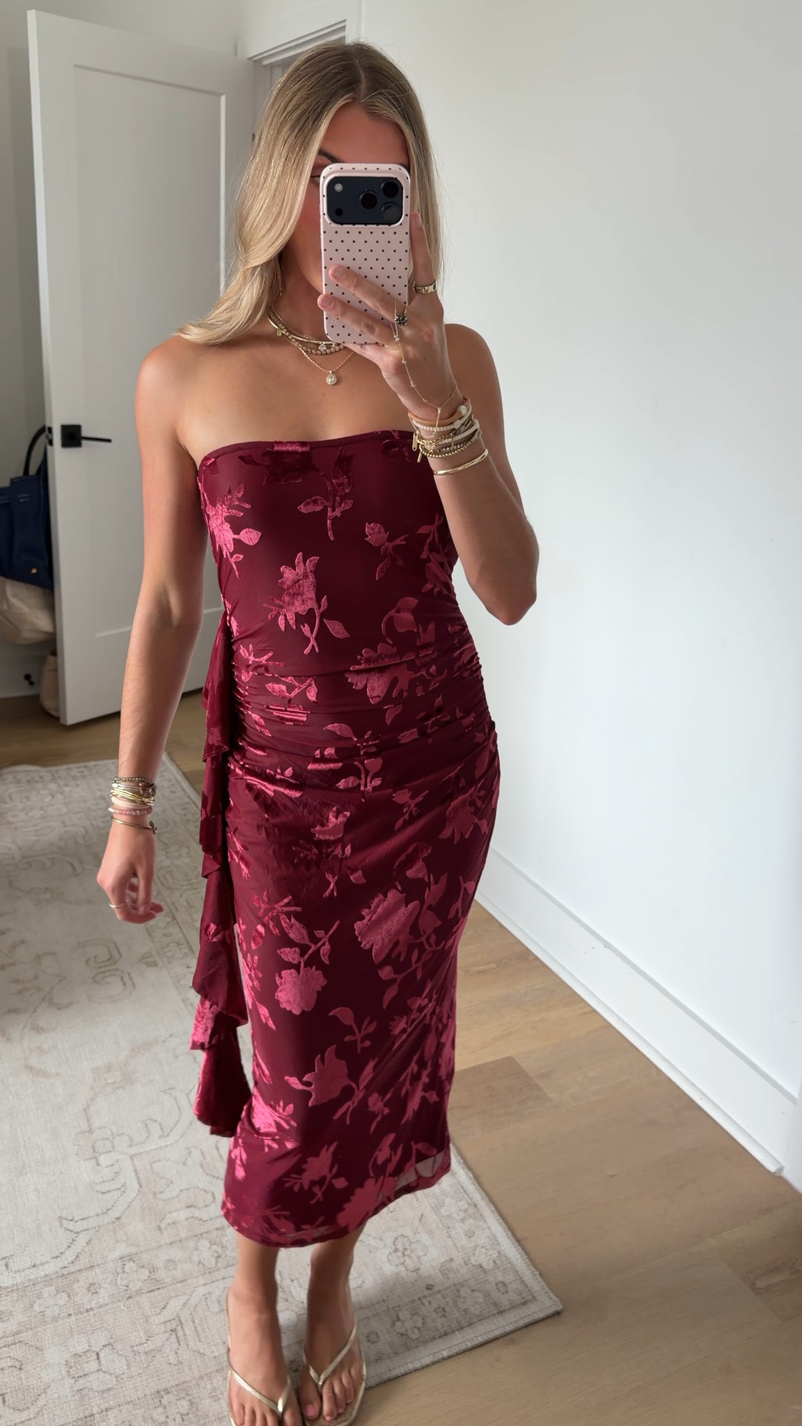 Amazon size small Simplee Womens Strapless Bodycon Velvet Floral Dress Midi Cocktail Dresses
Tube Top, Mesh, Summer Fall Wedding Guest Dresses 2026 Elegant, Winter Semi Formal Evening Gowns, Bridal Shower Party, Beach

#LTKWedding #LTKSaleAlert #LTKootd