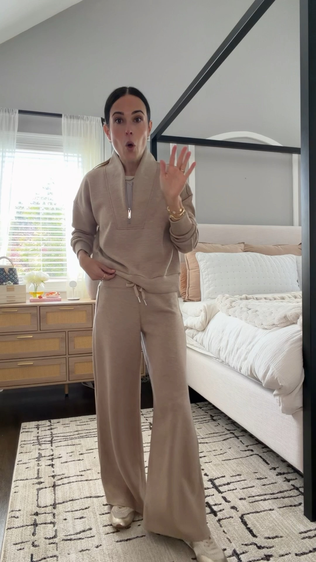 I’m telling you I LIVE in Spanx air essentials. There’s nothing better. Wearing size xs top and xs petite bottoms 🩷 use code MRSCASUALXSPANX for discount!

#LTKootd #LTKmomlife