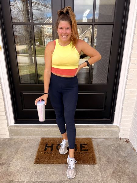 Todays workout fit 🏋️ (also new addition to the Johnson house behind me! Can’t wait to decorate the front porch!) 

#LTKFind #LTKunder50 #LTKfit