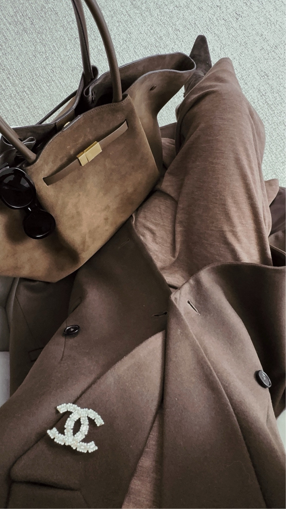 Embrace the rich elegance of a chocolate-inspired ensemble! Picture this: a sumptuous brown coat that wraps you in warmth, paired perfectly with a chic brown dress that drapes beautifully. Add a touch of sophistication with a luxurious brown suede bag, and step out in style with stunning brown suede tall boots that elevate your look. To top it all off, complete your outfit with the exquisite Demellier New York Large bag, perfect for any occasion. Indulge in this delightful palette and make a bold fashion statement!

Chocolate outfit, brown coat, brown suede bag, brown dress, brown suede tall boots. Demellier New York Large bag 


#LTKShoeCrush #LTKWorkwear #LTKStyleTip