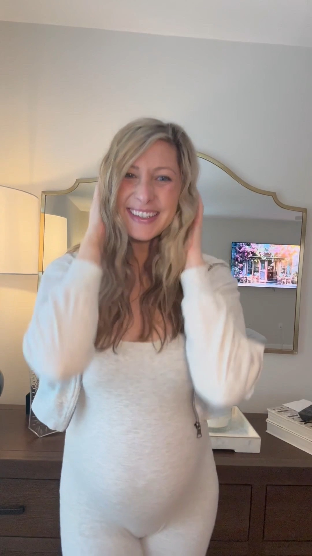 Wavy and wild! Hair day but make it fun 💛

#LTKBeauty #LTKBump