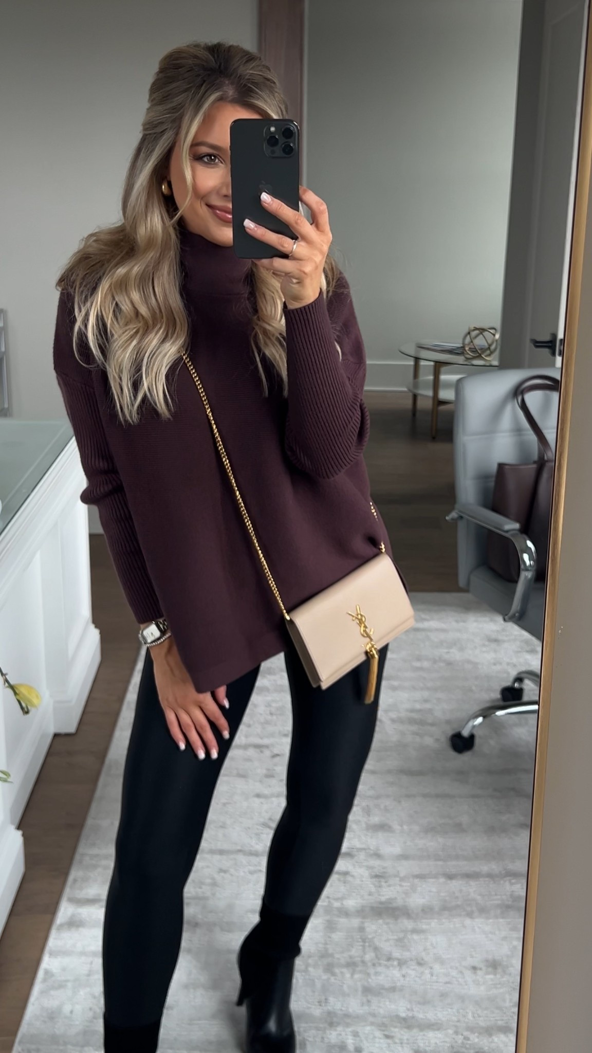 The COZIEST brown sweater!! And it’s from Amazon! Perfect for a comfy thanksgiving outfit! Or a cozy date night 🫶🏻 

Oversized sweater, brown sweater outfit, brown and black, Amazon sweaters


#LTKootd #LTKFindsUnder50