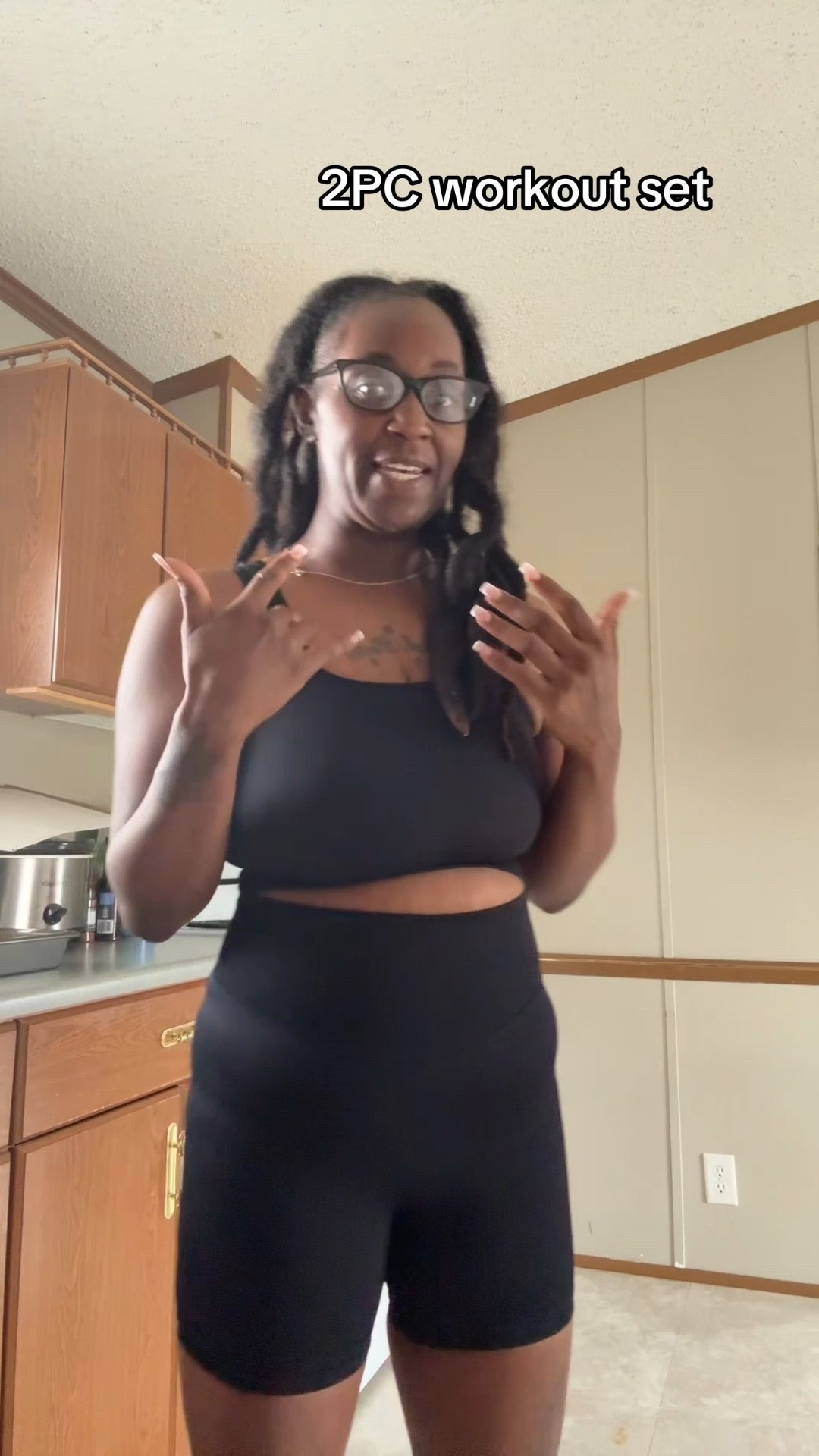 Since I started my fitness journey, I needed workout 🏋🏿‍♀️ gear to go with it! Here you see is a 2PC set size small, and a very comfortable set to work out in☺️

#LTKFindsUnder50 

#LTKvlog #LTKfitnessgoals