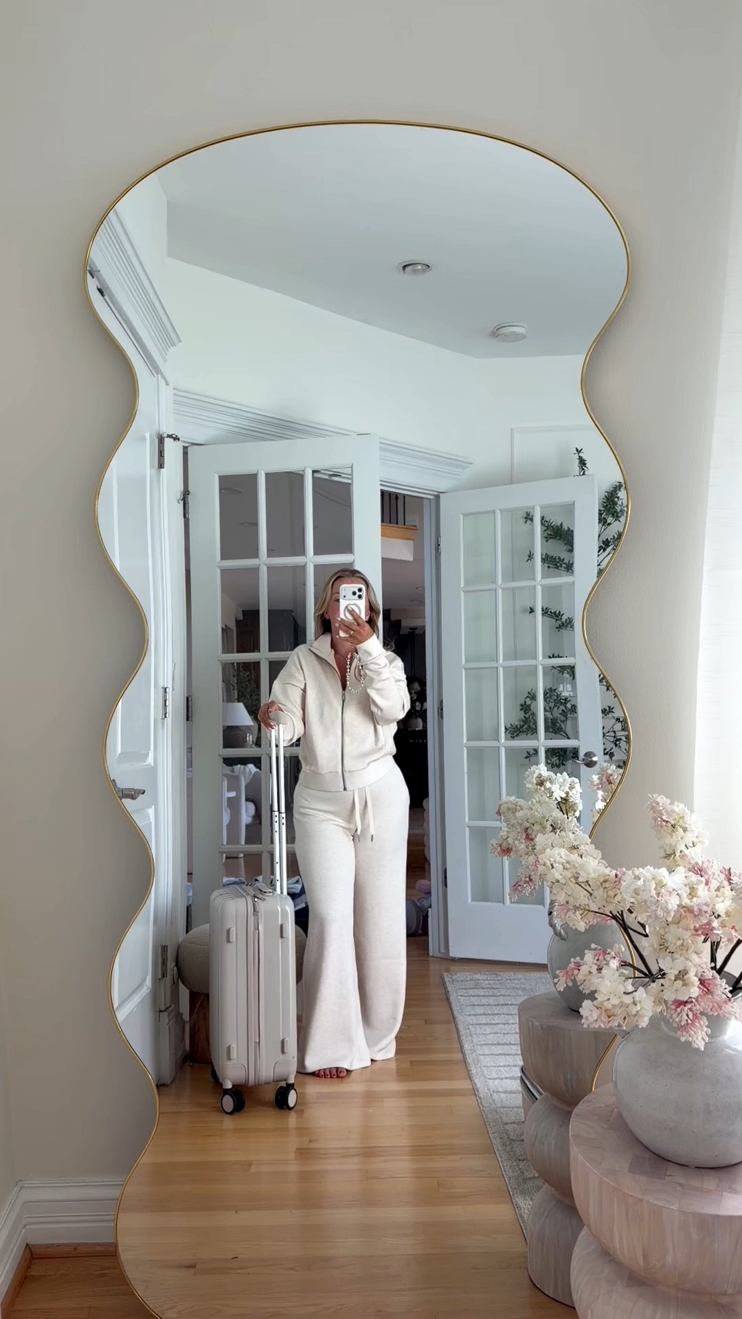 My go-to long flight outfit ✈️ Comfy, cozy, and travel-ready. Linking the set + my favorite luggage!

#LTKootd #LTKvlog #LTKTravel