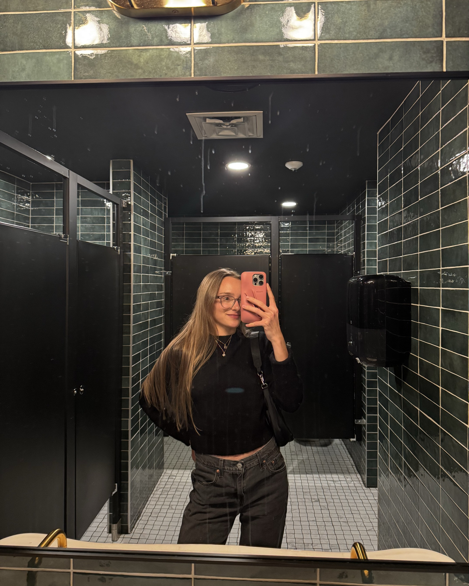 Weekend in my life links

Sweater - s
Jeans - 25
Wundermost - xs
Vest - 2